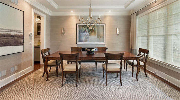 Faux Grasscloth in Dining Room